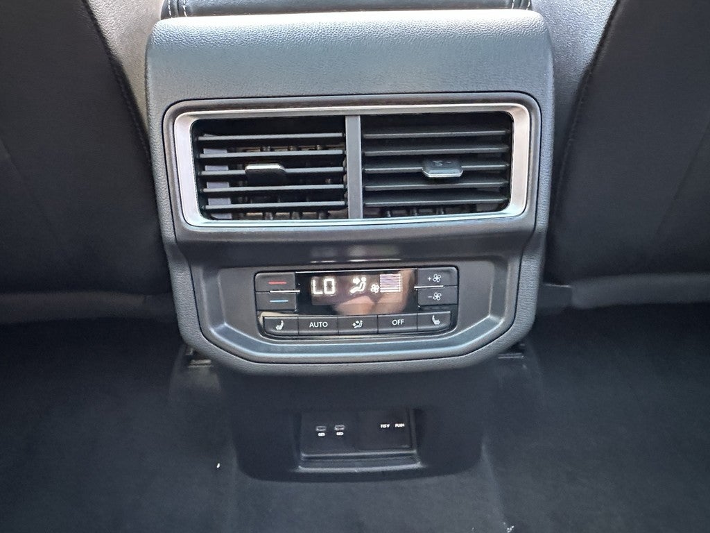 2026 Volkswagen Atlas 2.0T SEL Premium R-Line 4MOTION