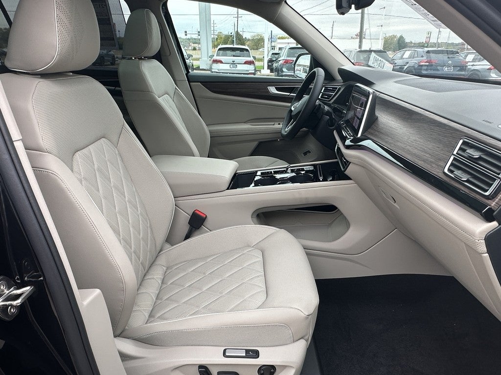 2026 Volkswagen Atlas 2.0T SEL Premium R-Line 4MOTION