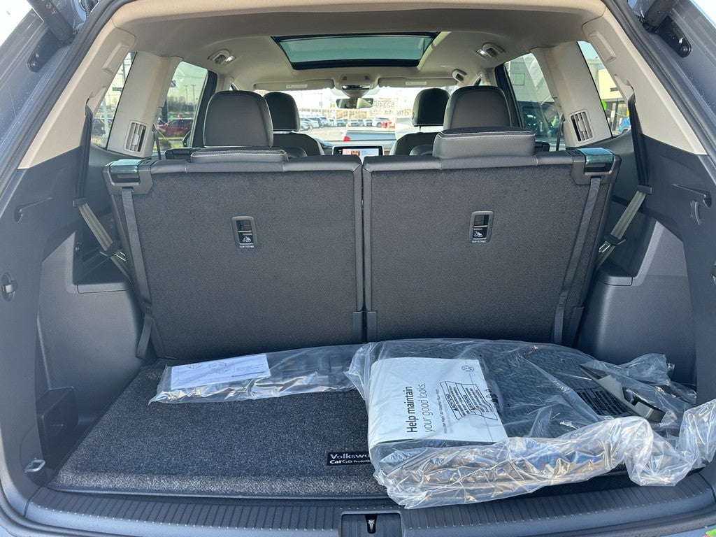 2026 Volkswagen Atlas 2.0T SEL Premium R-Line 4MOTION