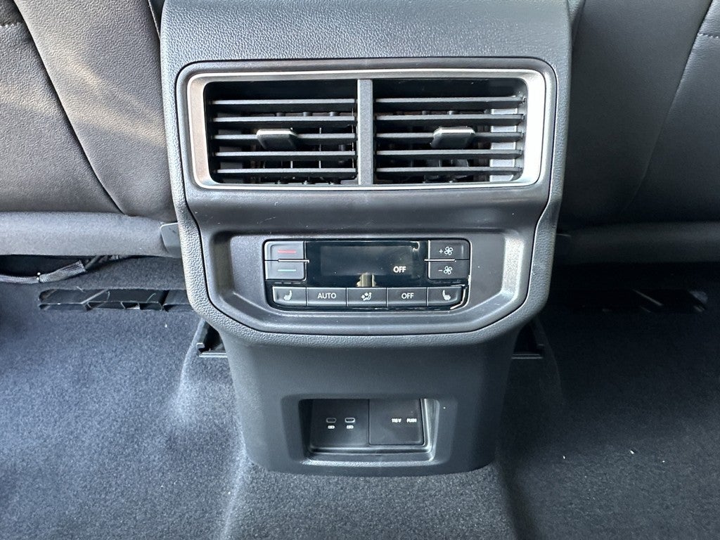 2026 Volkswagen Atlas 2.0T SEL Premium R-Line 4MOTION