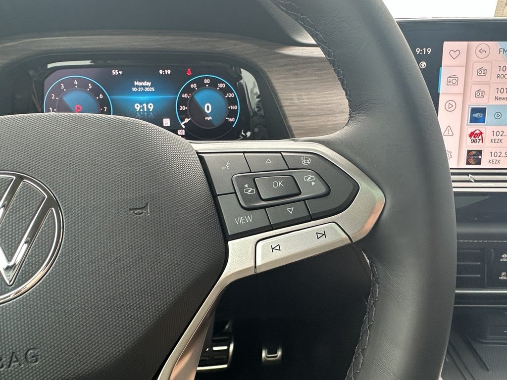 2026 Volkswagen Atlas 2.0T SEL Premium R-Line 4MOTION