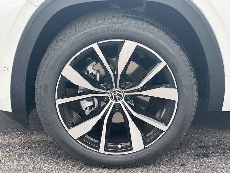 2026 Volkswagen Atlas 2.0T SEL Premium R-Line 4MOTION