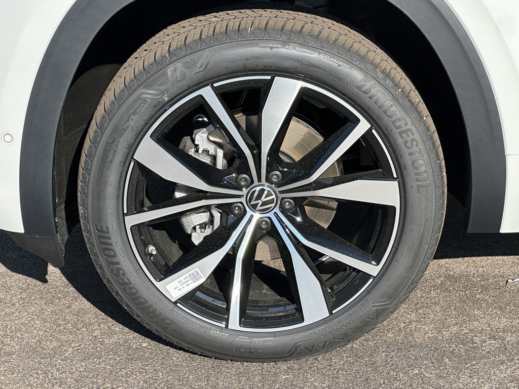 2026 Volkswagen Atlas 2.0T SEL Premium R-Line 4MOTION