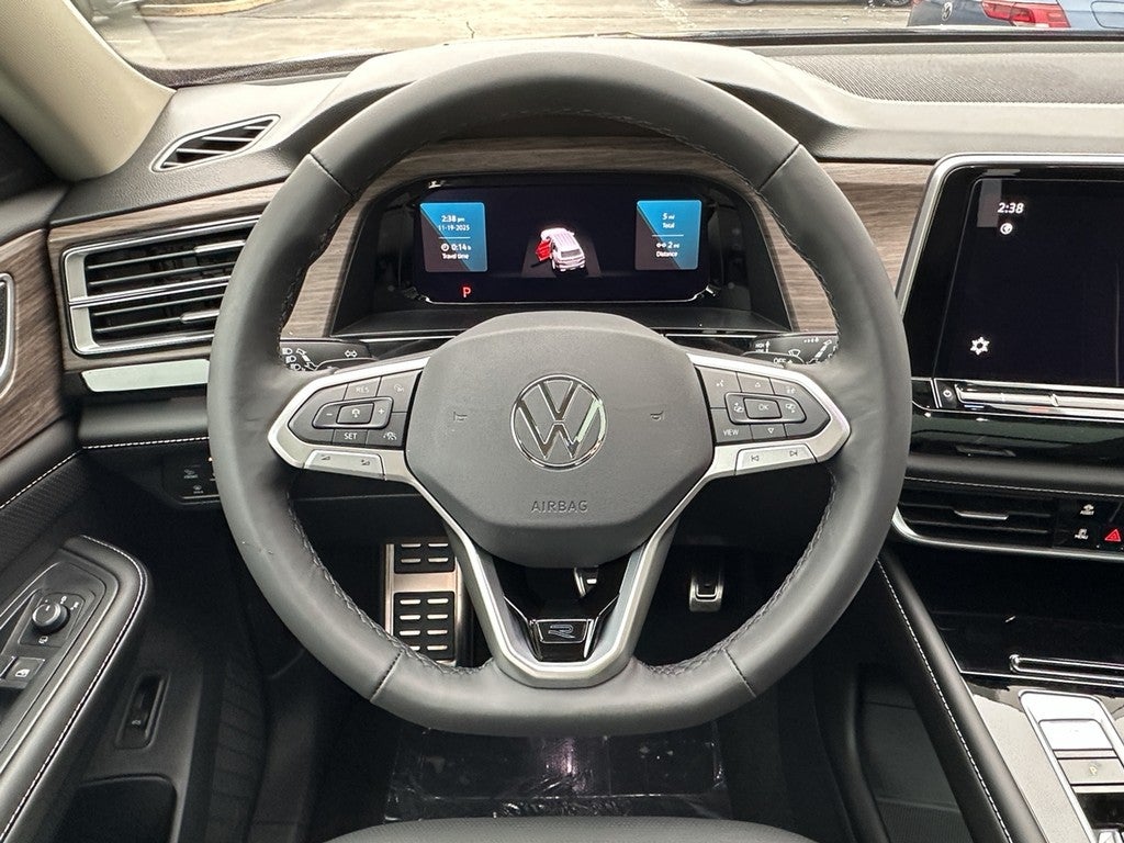 2026 Volkswagen Atlas 2.0T SEL Premium R-Line 4MOTION