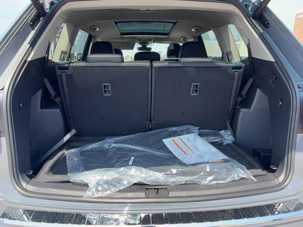 2026 Volkswagen Atlas 2.0T SEL Premium R-Line 4MOTION
