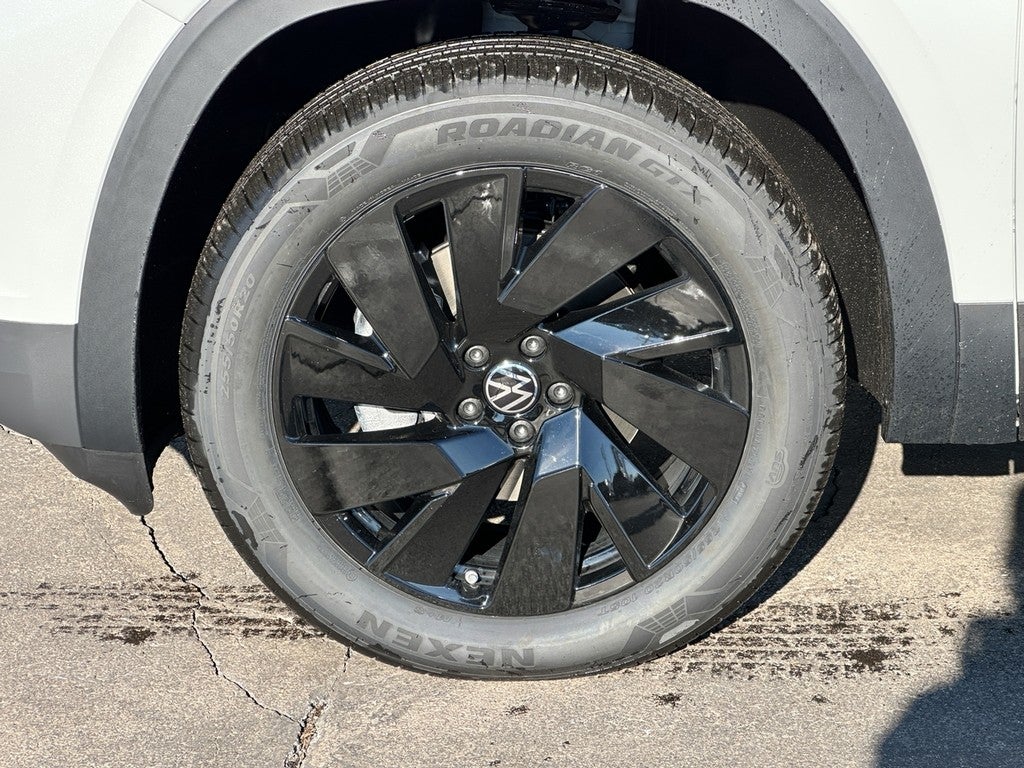 2026 Volkswagen Atlas 2.0T SE w/Technology 4MOTION