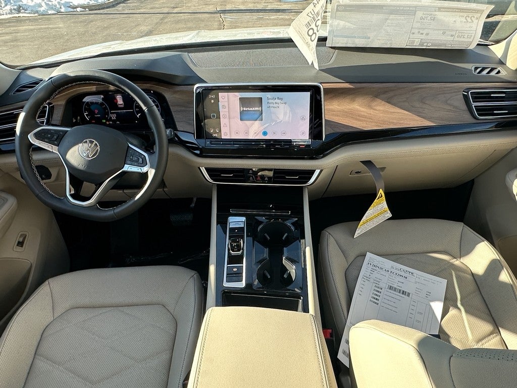 2026 Volkswagen Atlas 2.0T SE w/Technology 4MOTION