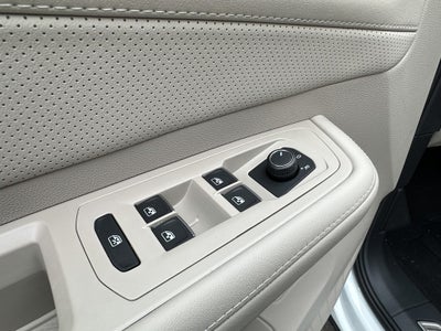 2026 Volkswagen Atlas 2.0T SE w/Technology 4MOTION