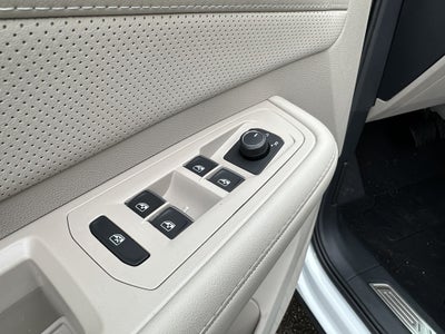 2026 Volkswagen Atlas 2.0T SE w/Technology 4MOTION