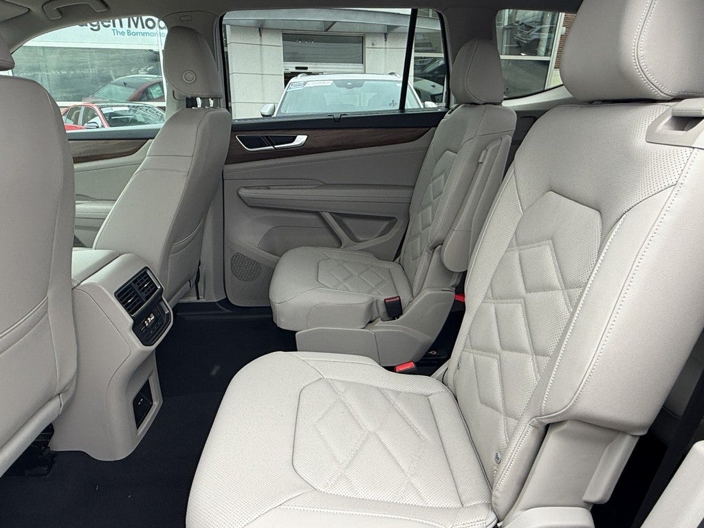 2026 Volkswagen Atlas 2.0T SE w/Technology 4MOTION
