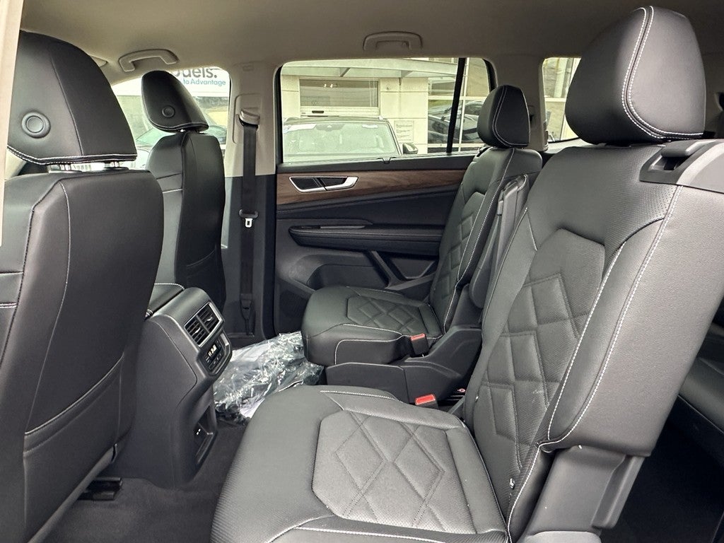 2026 Volkswagen Atlas 2.0T SE w/Technology 4MOTION