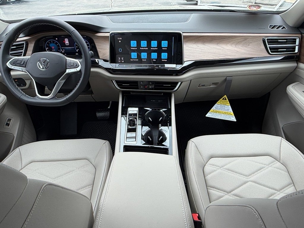 2026 Volkswagen Atlas 2.0T SE w/Technology 4MOTION