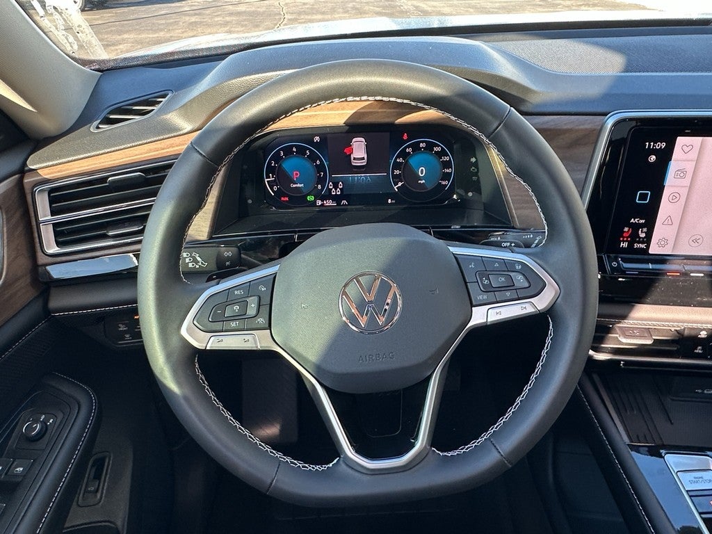 2026 Volkswagen Atlas 2.0T SE w/Technology 4MOTION