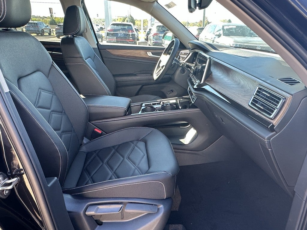 2026 Volkswagen Atlas 2.0T SE w/Technology 4MOTION