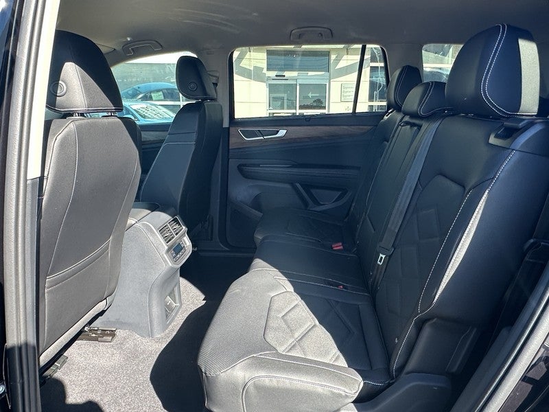 2026 Volkswagen Atlas 2.0T SE w/Technology 4MOTION