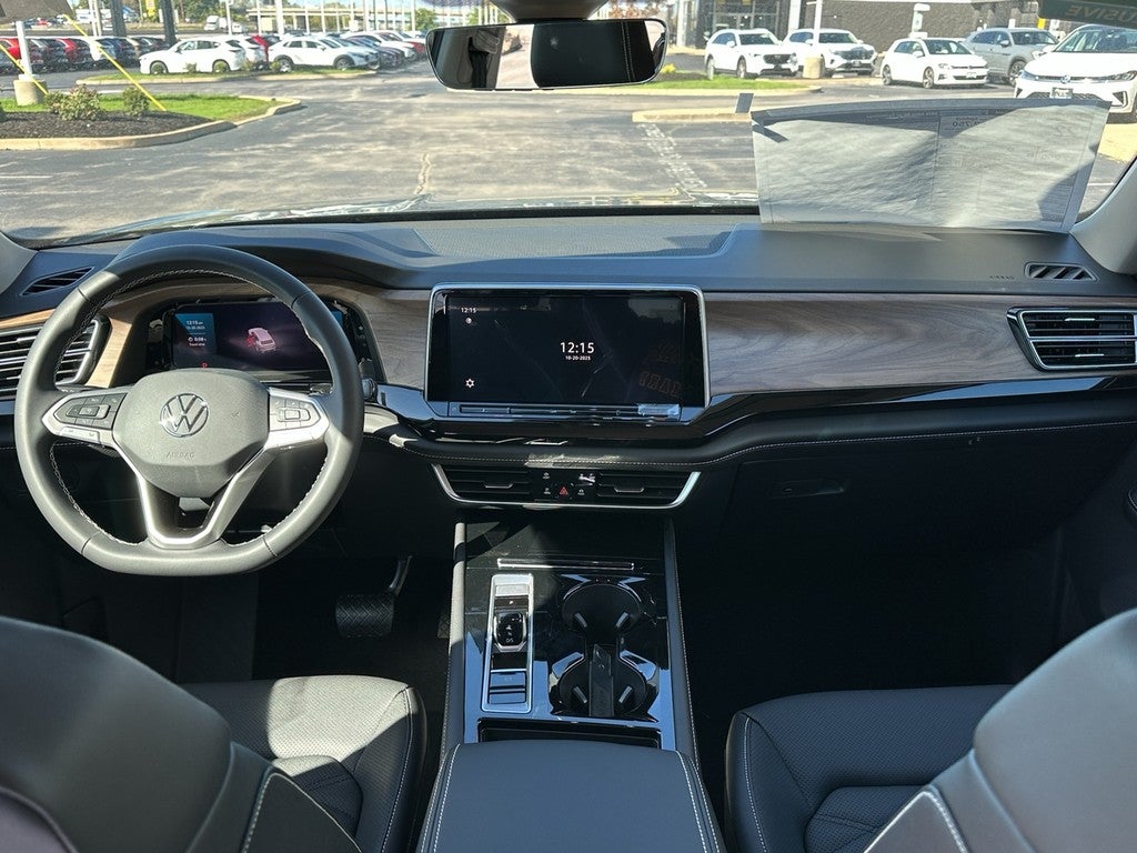 2026 Volkswagen Atlas 2.0T SE w/Technology 4MOTION