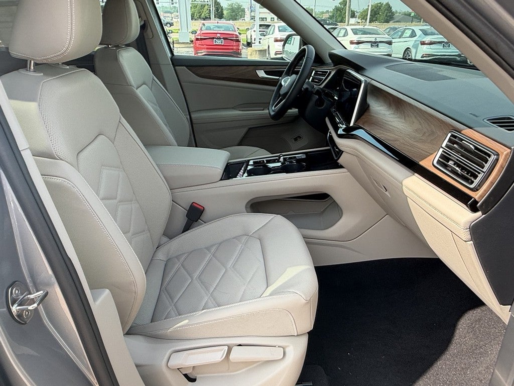 2026 Volkswagen Atlas 2.0T SE w/Technology 4MOTION