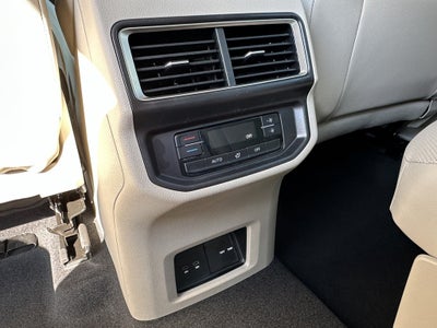 2026 Volkswagen Atlas 2.0T SE w/Technology 4MOTION