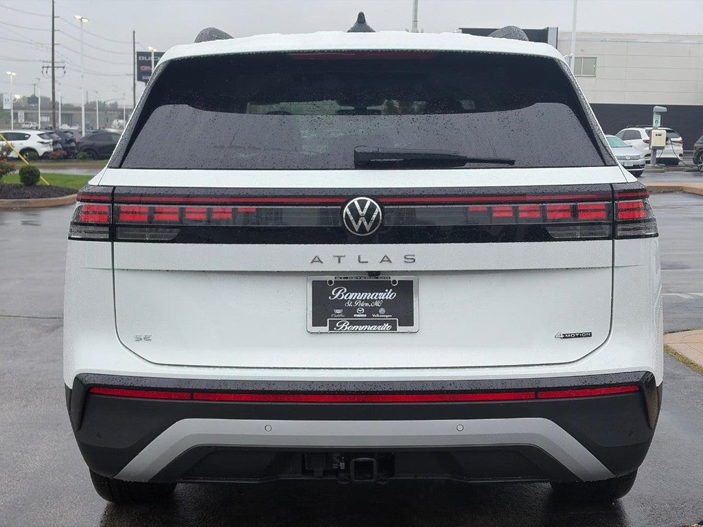 2027 Volkswagen Atlas SE w/Technology 4MOTION
