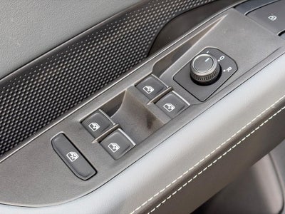 2027 Volkswagen Atlas SE w/Technology 4MOTION