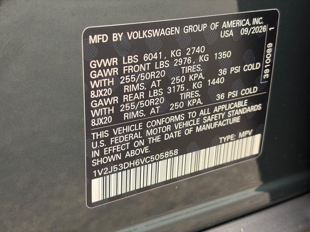 2027 Volkswagen Atlas SE w/Technology 4MOTION