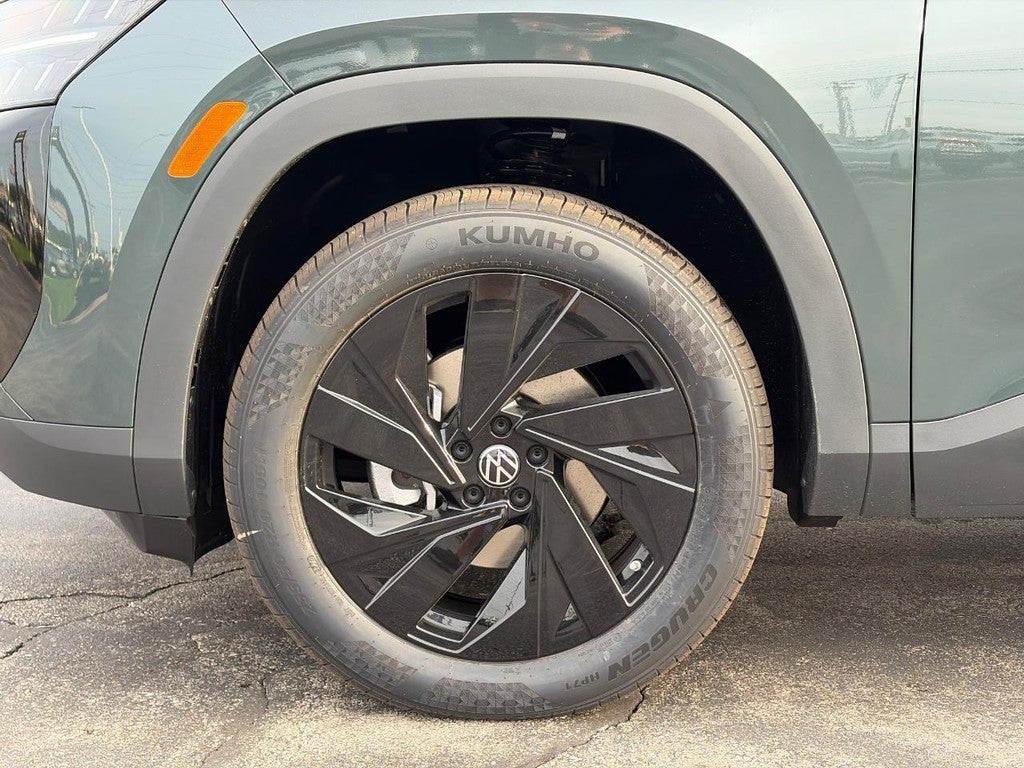 2027 Volkswagen Atlas SE w/Technology 4MOTION