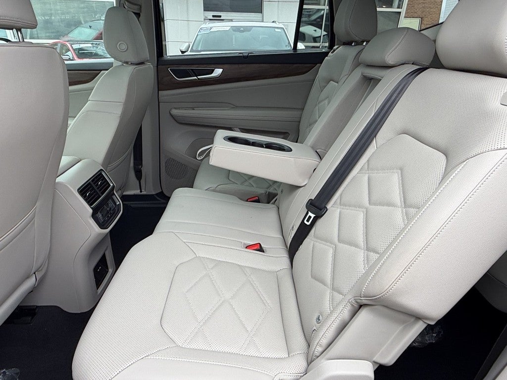 2026 Volkswagen Atlas 2.0T SE w/Technology FWD