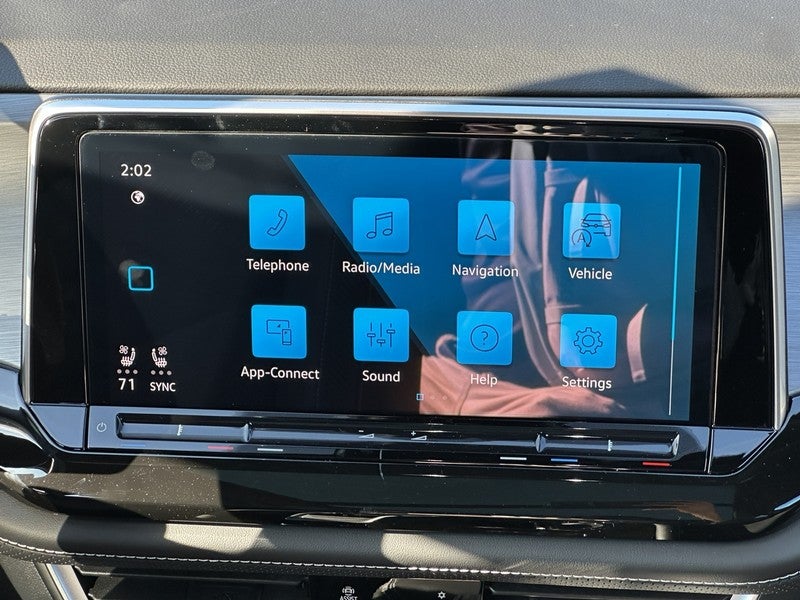 2026 Volkswagen Atlas Cross Sport 2.0T SE w/Technology 4MOTION