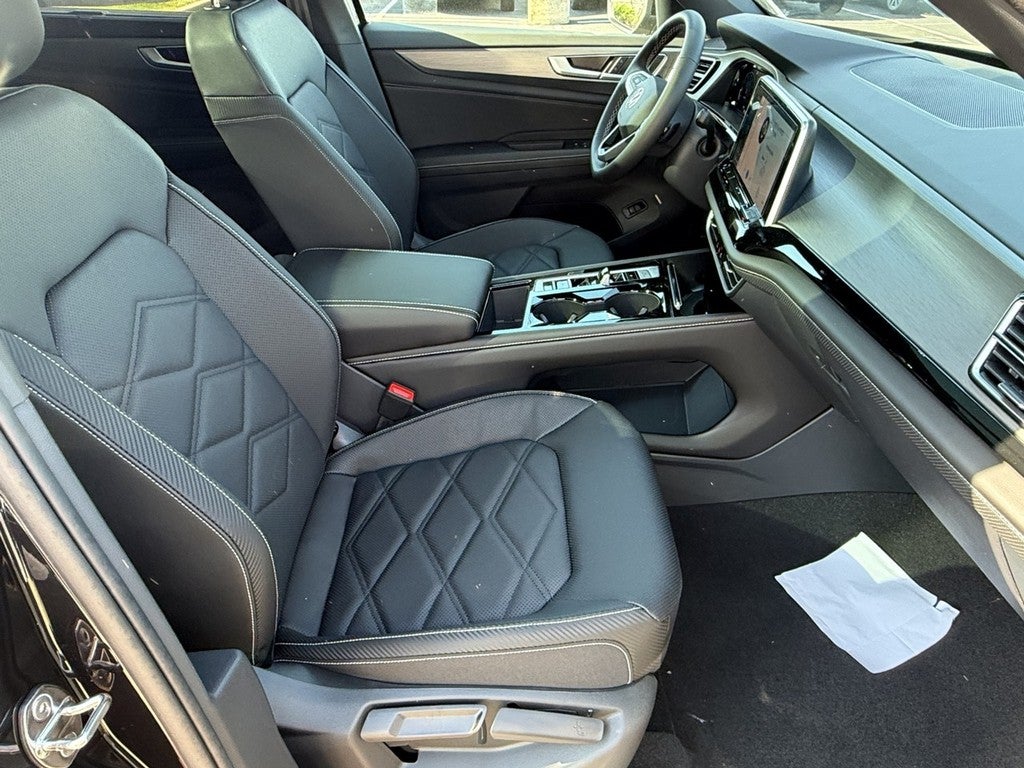 2026 Volkswagen Atlas Cross Sport 2.0T SE w/Technology 4MOTION