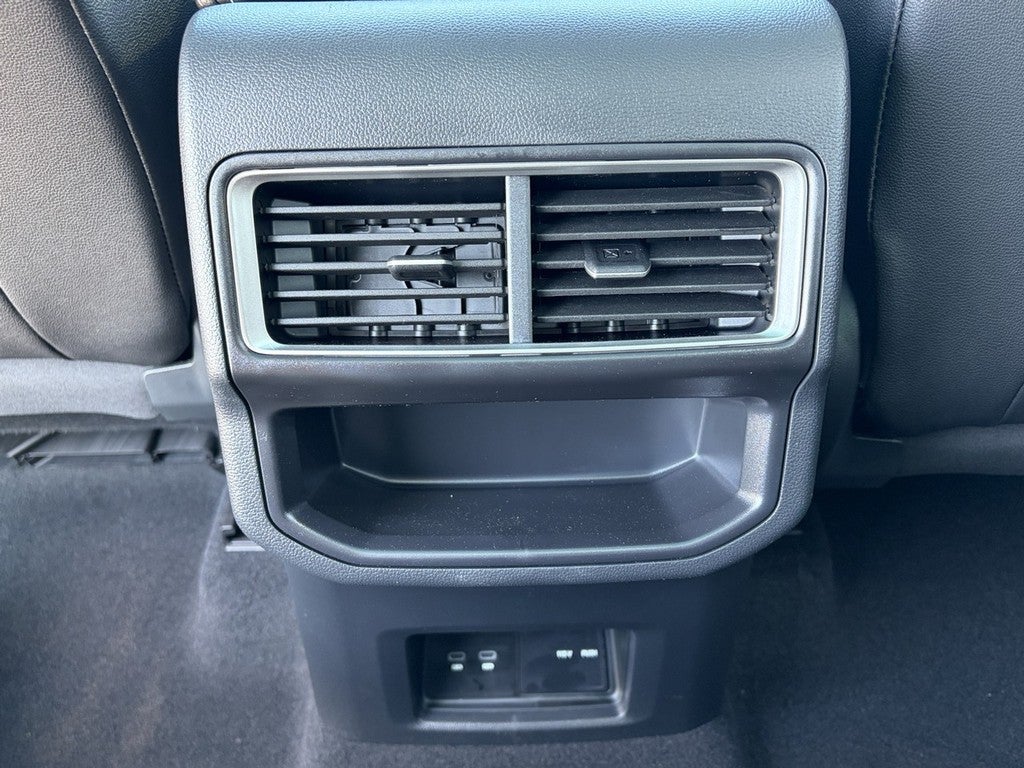 2026 Volkswagen Atlas Cross Sport 2.0T SE w/Technology 4MOTION