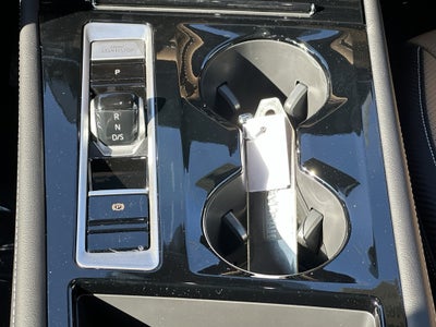 2026 Volkswagen Atlas Cross Sport 2.0T SE w/Technology 4MOTION