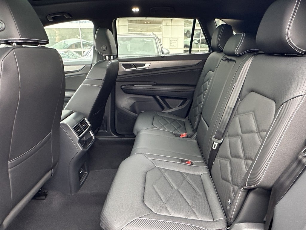 2026 Volkswagen Atlas Cross Sport 2.0T SE w/Technology 4MOTION