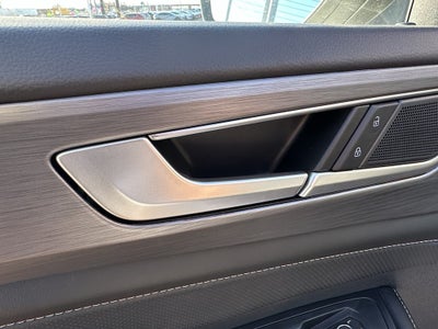 2026 Volkswagen Atlas Cross Sport 2.0T SE w/Technology 4MOTION