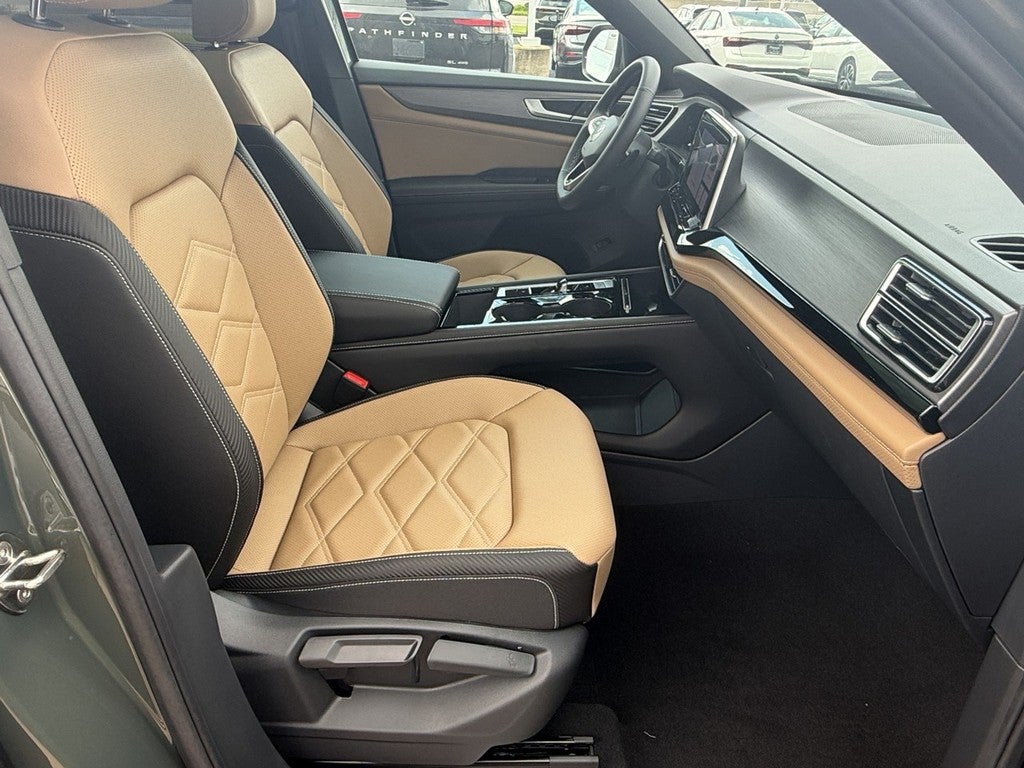 2026 Volkswagen Atlas Cross Sport 2.0T SE w/Technology 4MOTION