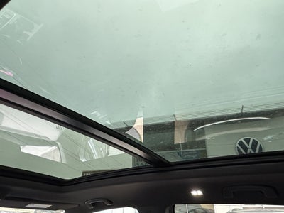 2026 Volkswagen Atlas Cross Sport 2.0T SE w/Technology 4MOTION