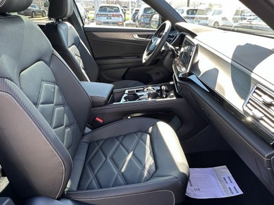 2026 Volkswagen Atlas Cross Sport 2.0T SE w/Technology 4MOTION