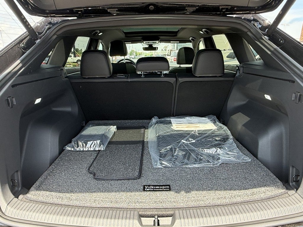 2026 Volkswagen Atlas Cross Sport 2.0T SE w/Technology 4MOTION