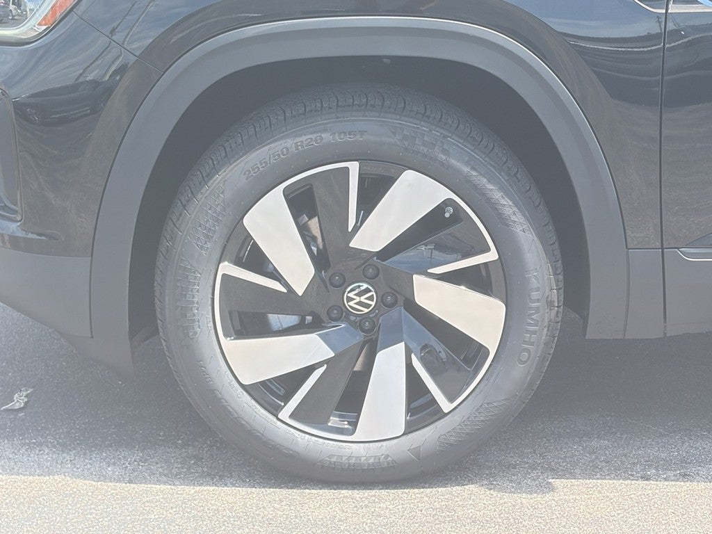 2026 Volkswagen Atlas Cross Sport 2.0T SE w/Technology 4MOTION