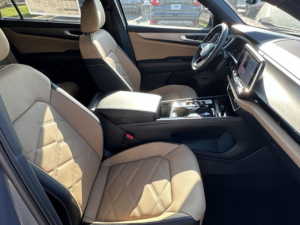 2026 Volkswagen Atlas Cross Sport 2.0T SE w/Technology 4MOTION