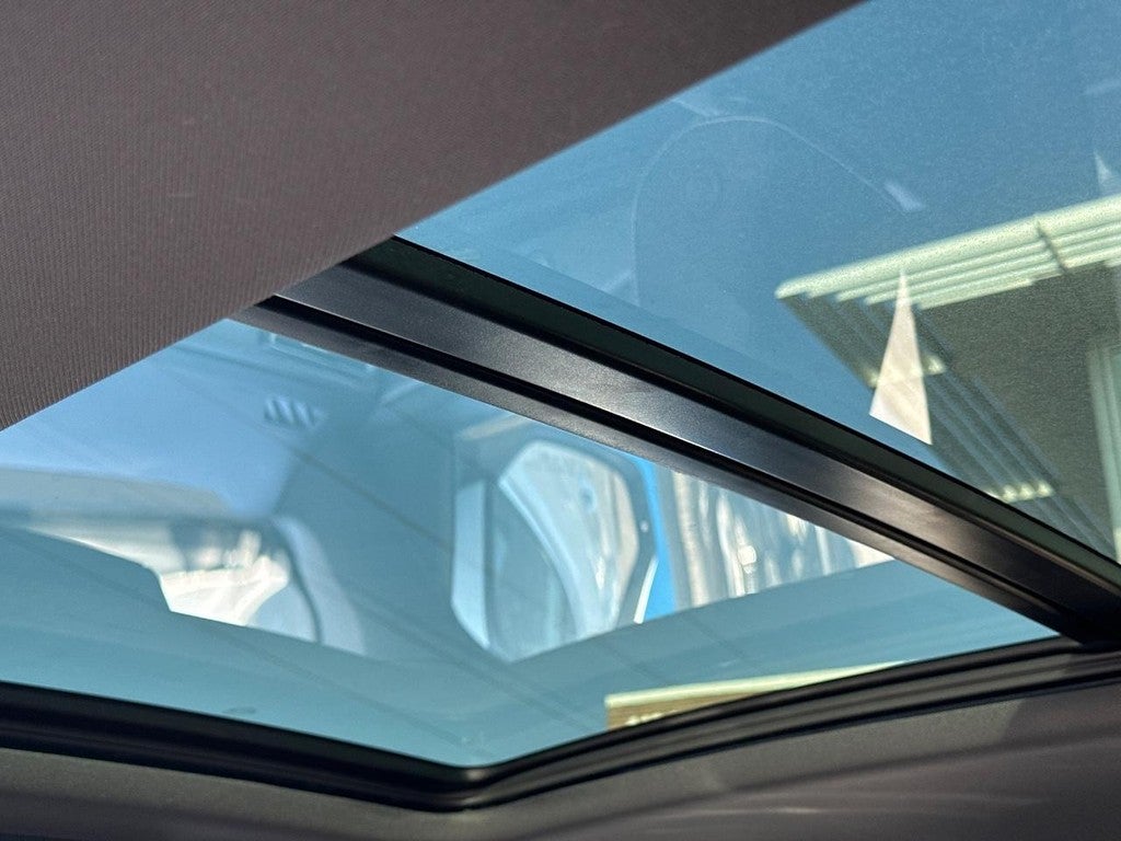 2026 Volkswagen Atlas Cross Sport 2.0T SE w/Technology 4MOTION