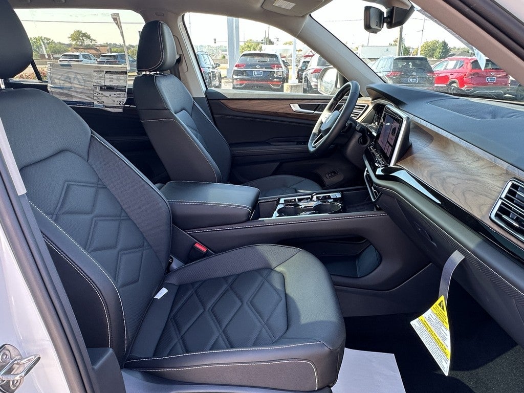 2026 Volkswagen Atlas 2.0T SE w/Technology 4MOTION