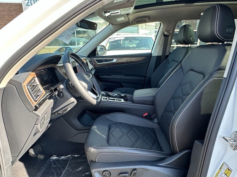 2026 Volkswagen Atlas 2.0T SE w/Technology 4MOTION