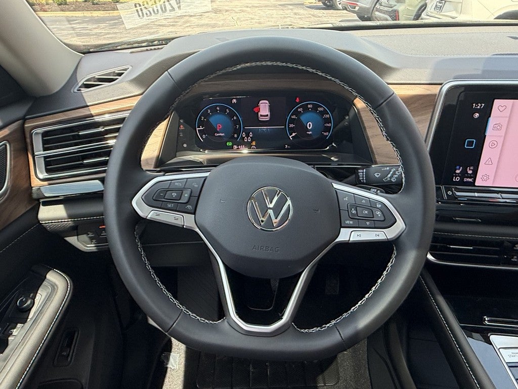 2026 Volkswagen Atlas 2.0T SE w/Technology 4MOTION