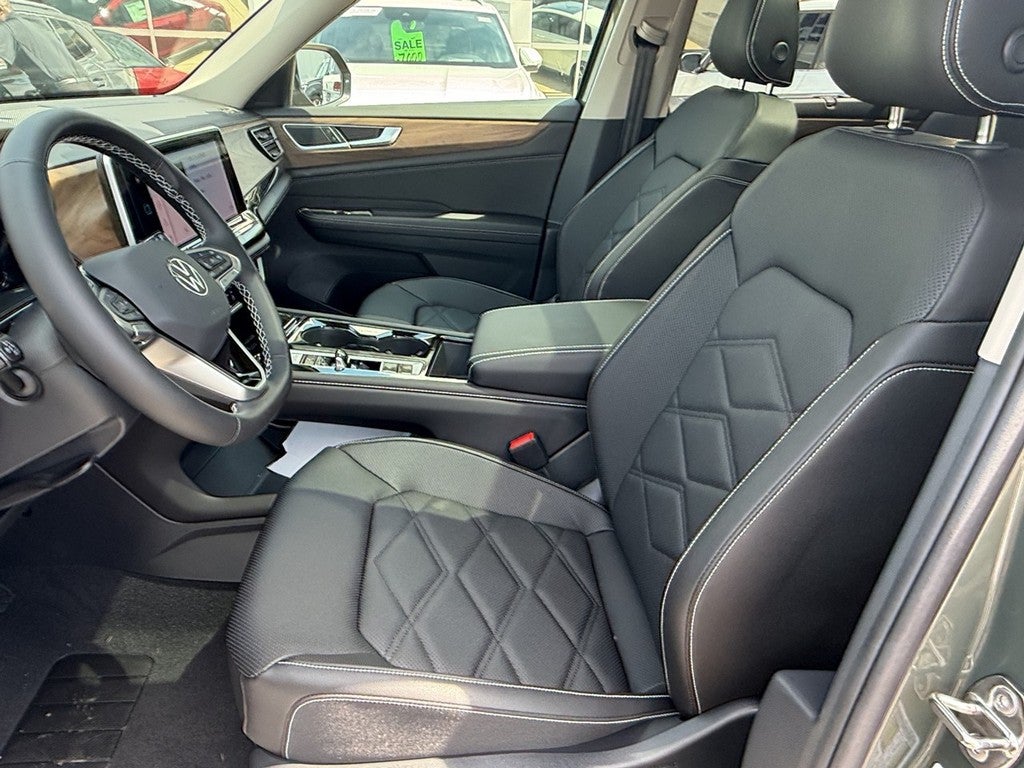 2026 Volkswagen Atlas 2.0T SE w/Technology 4MOTION