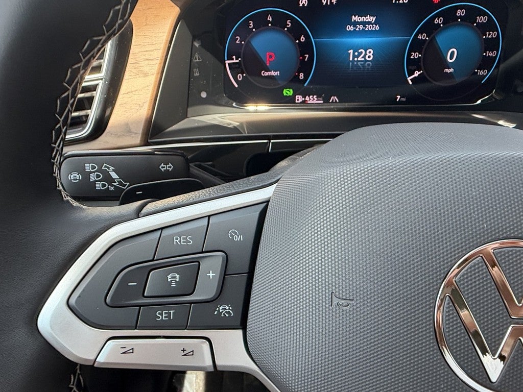 2026 Volkswagen Atlas 2.0T SE w/Technology 4MOTION
