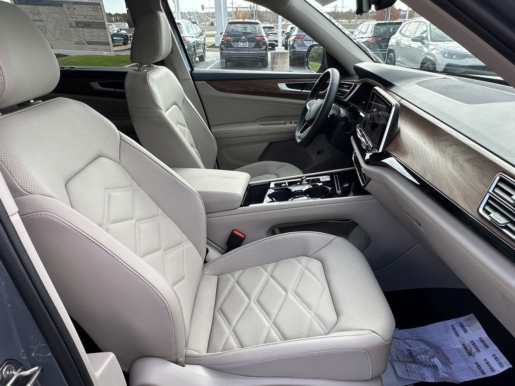 2026 Volkswagen Atlas 2.0T SE w/Technology 4MOTION