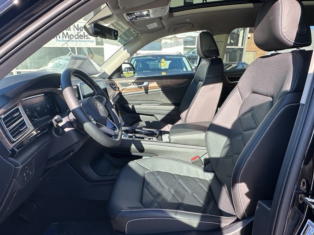 2026 Volkswagen Atlas 2.0T SE w/Technology 4MOTION