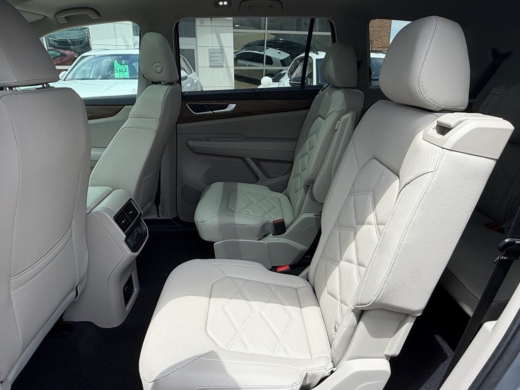 2026 Volkswagen Atlas 2.0T SE w/Technology 4MOTION