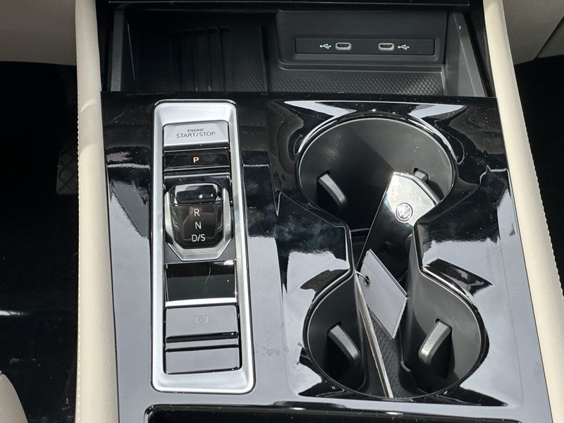 2026 Volkswagen Atlas 2.0T SE w/Technology 4MOTION