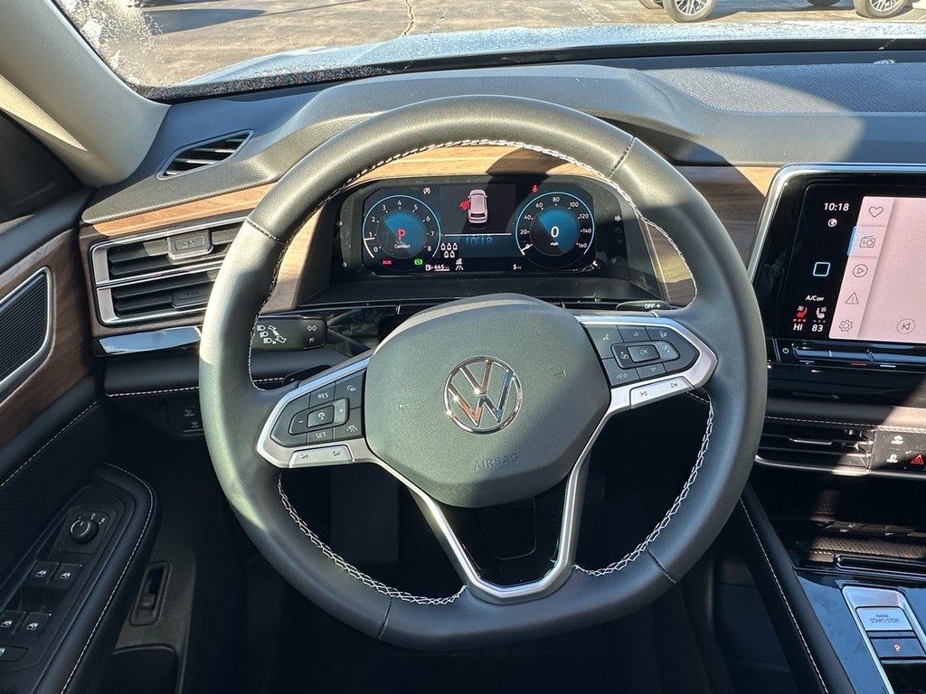 2026 Volkswagen Atlas 2.0T SE w/Technology 4MOTION